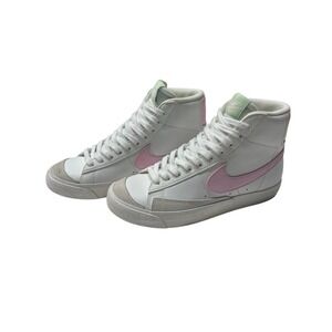 NIKE White And Pink Blazer Mid‎ '77 Women Shoes Size 6  / Youth 5